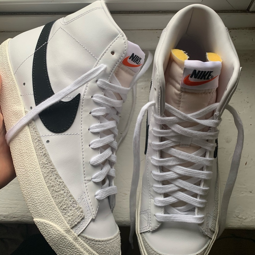 Nike Blazer Mid ‘77 - Men’s 8/Women’s 9.5 (NWB)